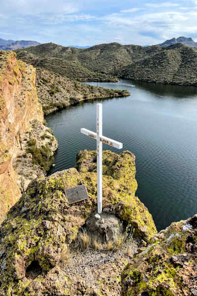 Cross