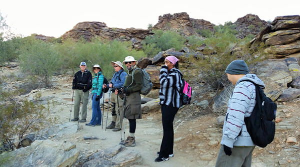 p07_hikers